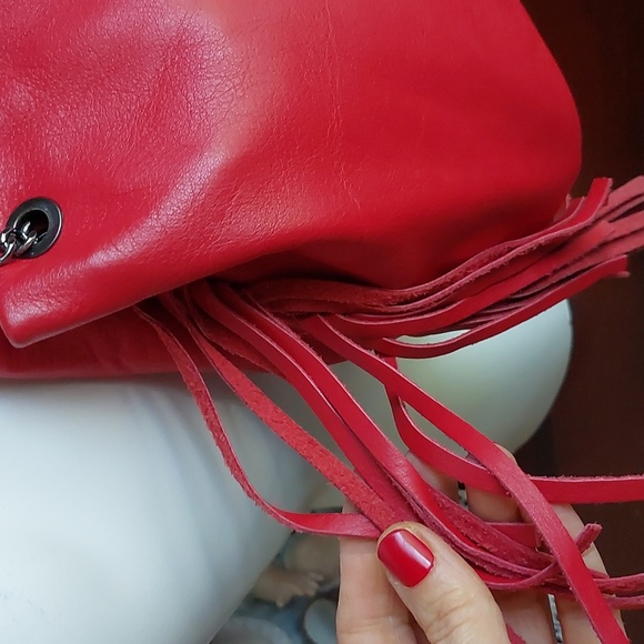 Leather basket bag - Picture 2 of 12